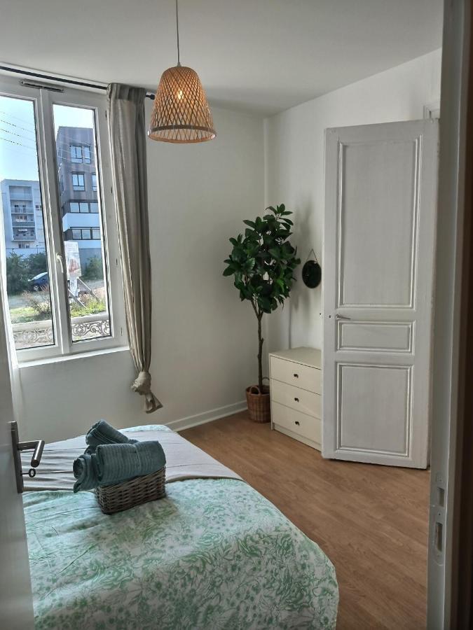 F2 La Pause Ebroicienne Proximite Gare Appartement Évreux Buitenkant foto